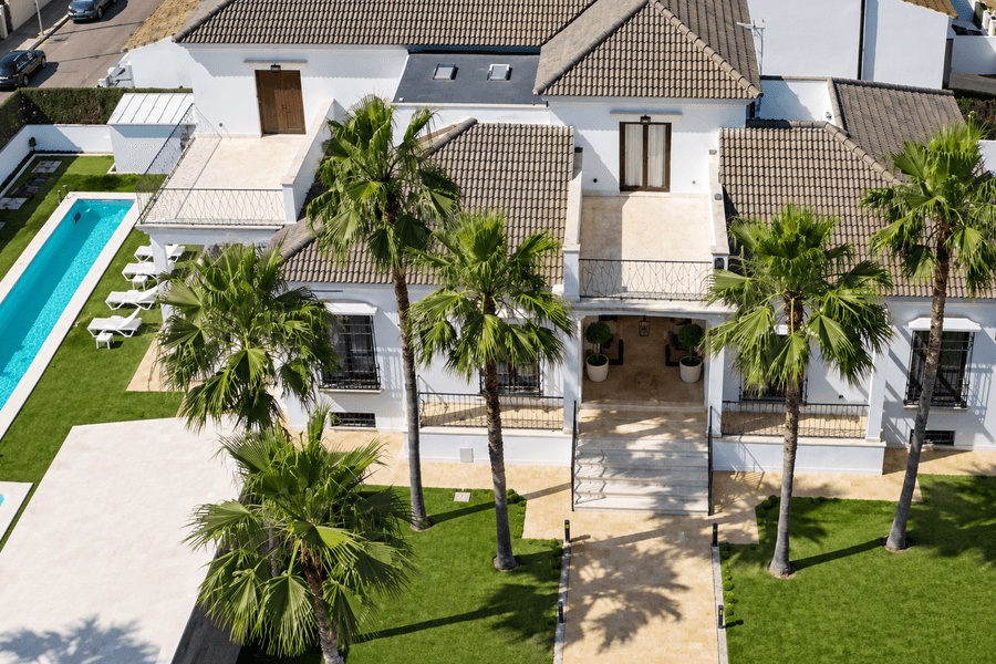 Westlands Villa
